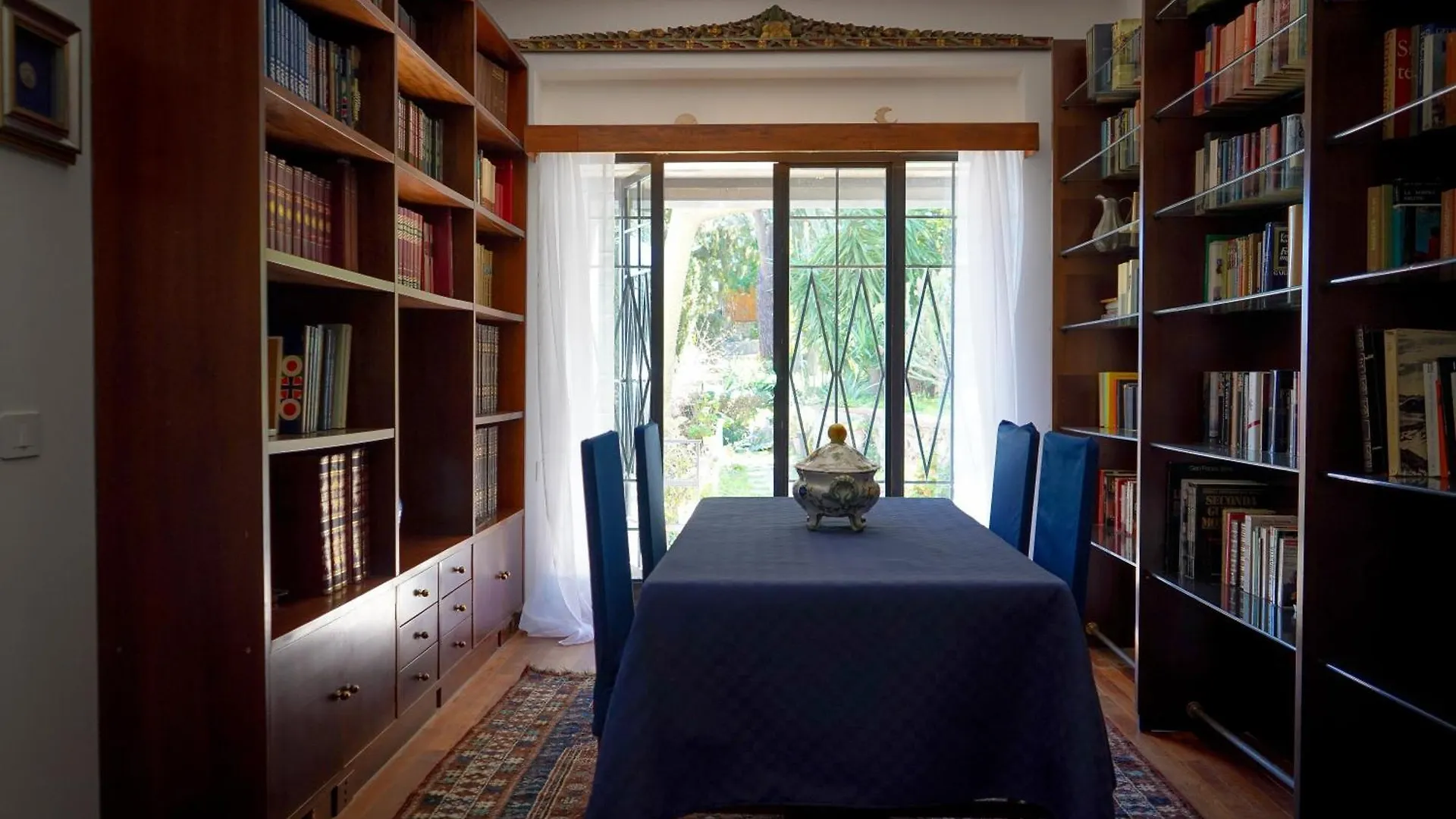 Villa Rosa Bianca Palermo Italy